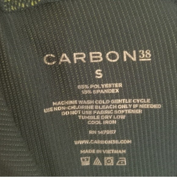 Carbon38 Two-Tone Ribbed 7/8 Legging in Light Lime S - Picture 5 of 8